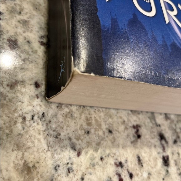 ** SOLD DO NOT BUY A Court of Mist and Fury Paperback OOP 1/1 by Sarah J Maas - Picture 5 of 12